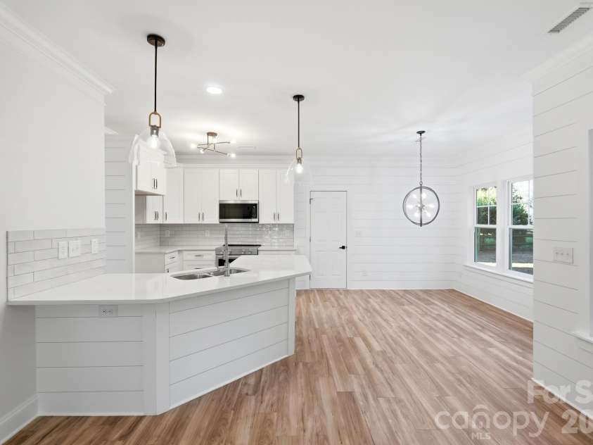 519 Whitehead Court, Fort Mill, SC 29708.  MLS# CAR4434167, YatesRealty ID 56362. 