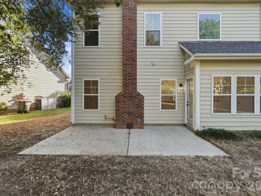 519 Whitehead Court, Fort Mill, SC 29708.  MLS# CAR4434167, YatesRealty ID 56362. 