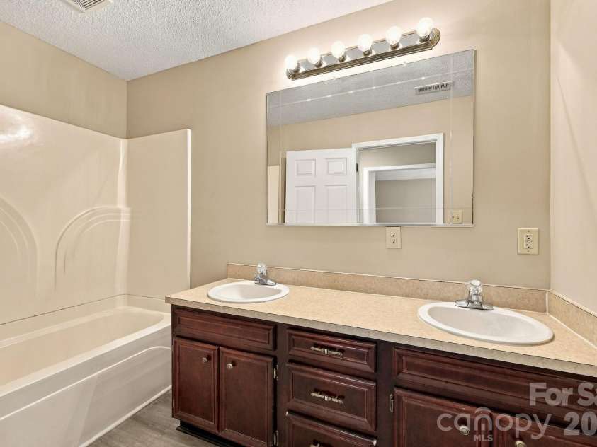 503 7th Street, Spencer, NC 28159.  MLS# CAR4434230, YatesRealty ID 56363. 