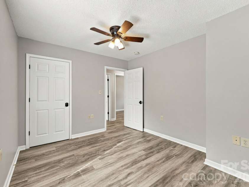 503 7th Street, Spencer, NC 28159.  MLS# CAR4434230, YatesRealty ID 56363. 