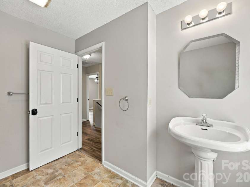 503 7th Street, Spencer, NC 28159.  MLS# CAR4434230, YatesRealty ID 56363. 