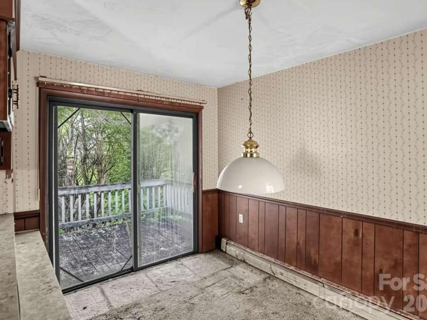 2131 Deep Ford Road, Lansing, NC 28643.  MLS# CAR4434130, YatesRealty ID 56364. 