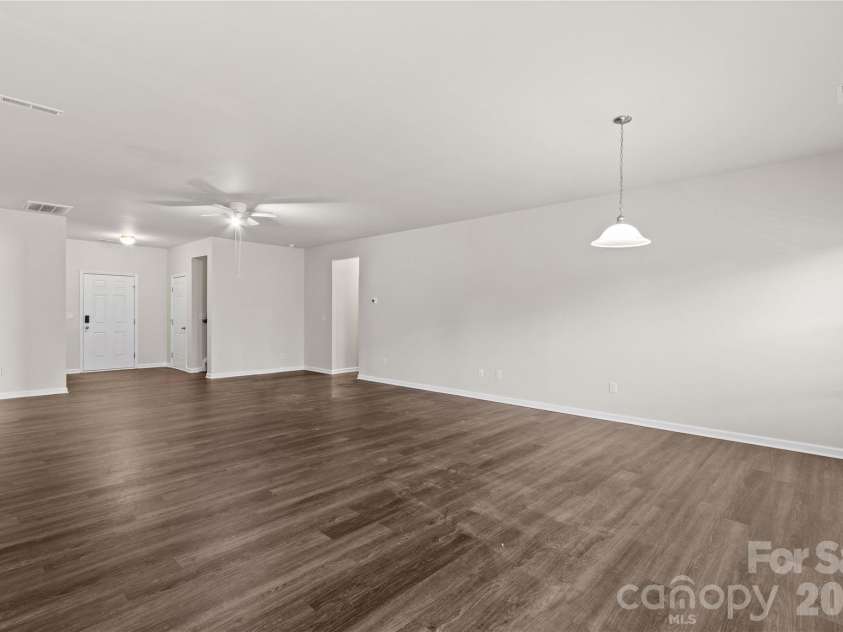 133 Sandtrap Drive, Statesville, NC 28677.  MLS# CAR4433831, YatesRealty ID 56365. 