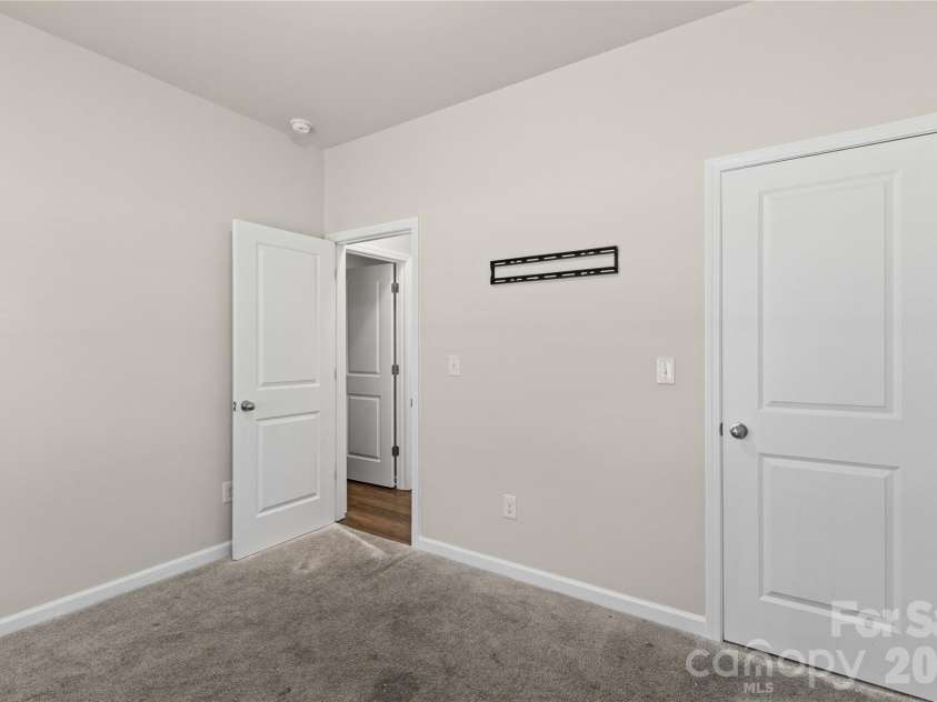 133 Sandtrap Drive, Statesville, NC 28677.  MLS# CAR4433831, YatesRealty ID 56365. 