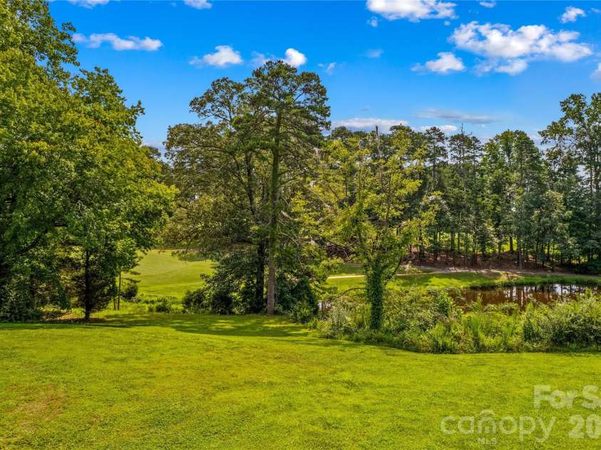 133 Sandtrap Drive, Statesville, NC 28677.  MLS# CAR4433831, YatesRealty ID 56365. 