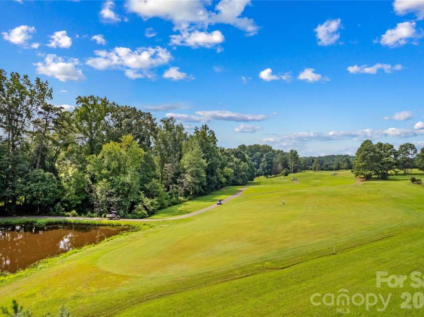 133 Sandtrap Drive, Statesville, NC 28677.  MLS# CAR4433831, YatesRealty ID 56365. 
