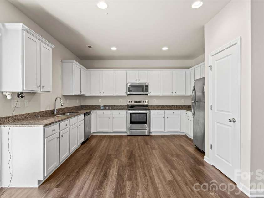 133 Sandtrap Drive, Statesville, NC 28677.  MLS# CAR4433831, YatesRealty ID 56365. 
