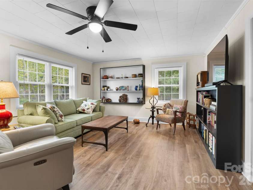 316 2nd Street, Denton, NC 27239.  MLS# CAR4434249, YatesRealty ID 56369. 