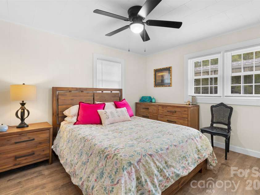 316 2nd Street, Denton, NC 27239.  MLS# CAR4434249, YatesRealty ID 56369. 