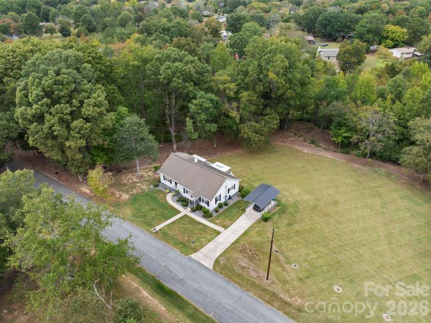 316 2nd Street, Denton, NC 27239.  MLS# CAR4434249, YatesRealty ID 56369. 