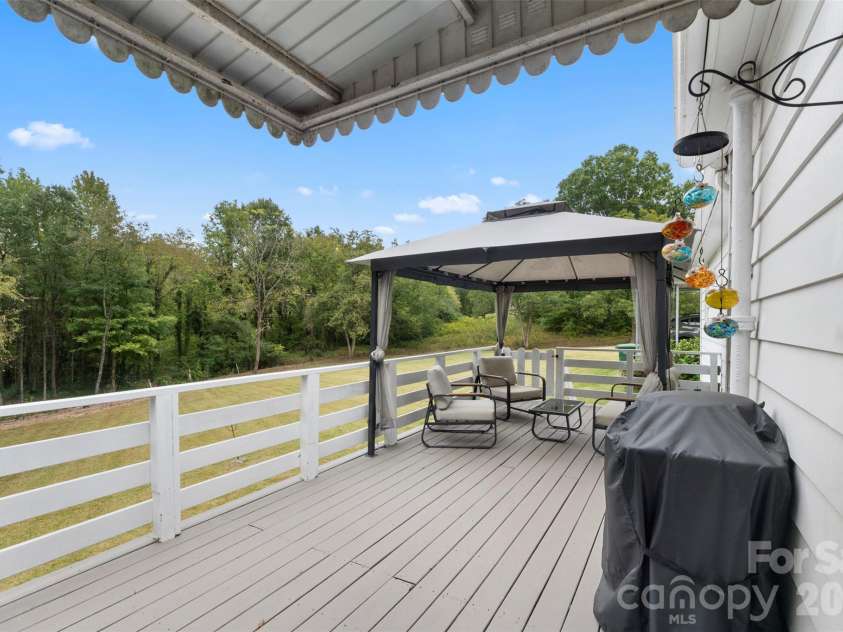 316 2nd Street, Denton, NC 27239.  MLS# CAR4434249, YatesRealty ID 56369. 