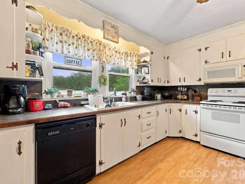 250 Circus Trail, Forest City, NC 28043.  MLS# CAR4434229, YatesRealty ID 56370. 