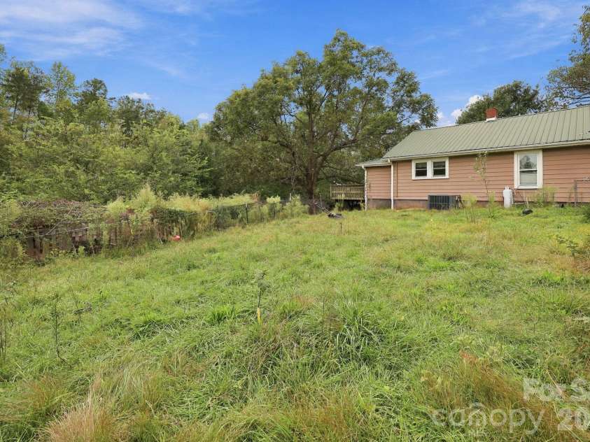 250 Circus Trail, Forest City, NC 28043.  MLS# CAR4434229, YatesRealty ID 56370. 