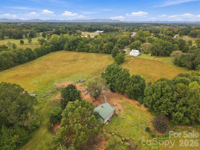 250 Circus Trail, Forest City, NC 28043.  MLS# CAR4434229, YatesRealty ID 56370. 