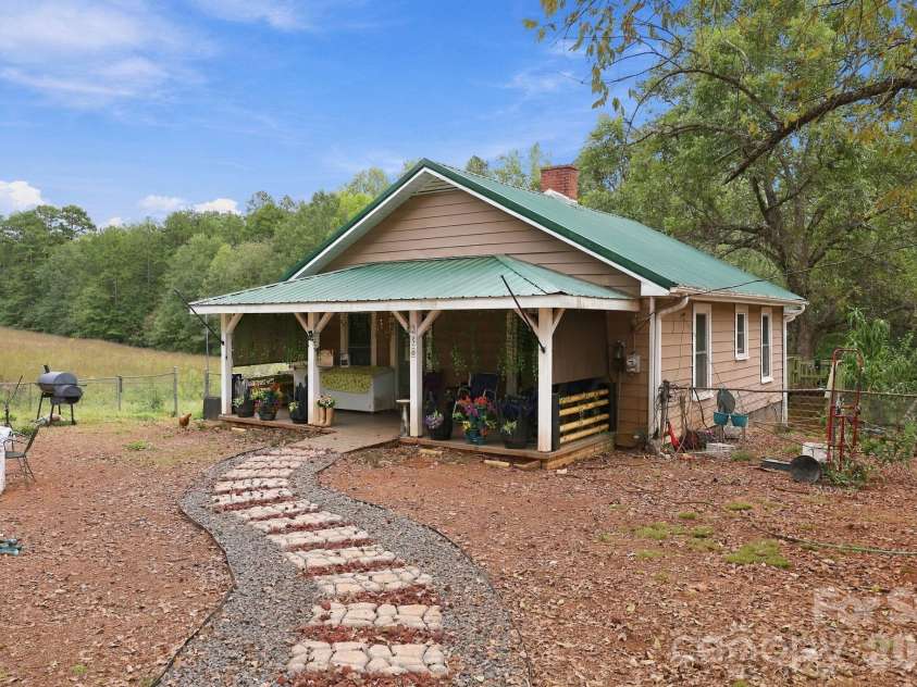 250 Circus Trail, Forest City, NC 28043.  MLS# CAR4434229, YatesRealty ID 56370. 