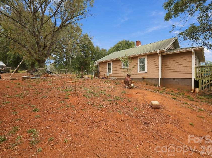 250 Circus Trail, Forest City, NC 28043.  MLS# CAR4434229, YatesRealty ID 56370. 