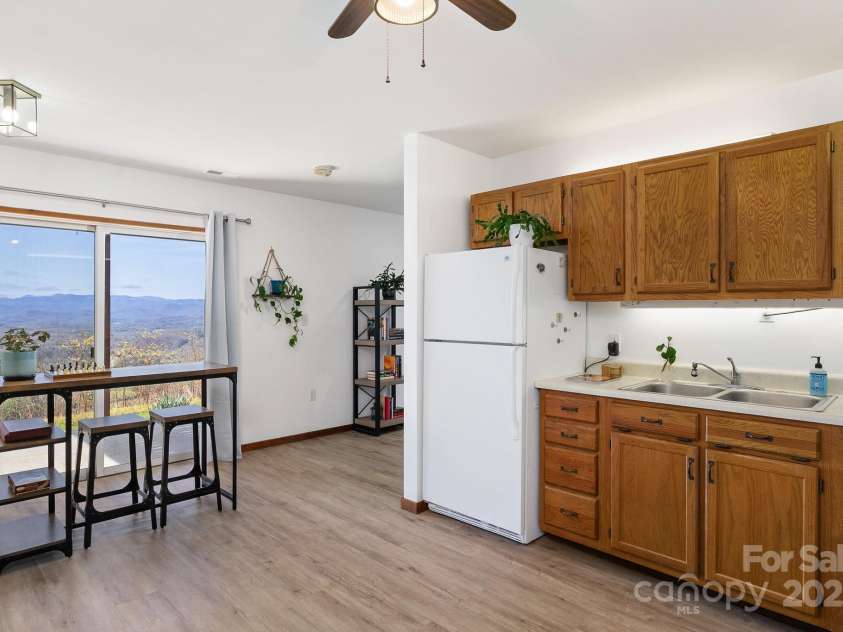 727 Chinquapin Mountain Road, Franklin, NC 28734.  MLS# CAR4242916, YatesRealty ID 5638. 