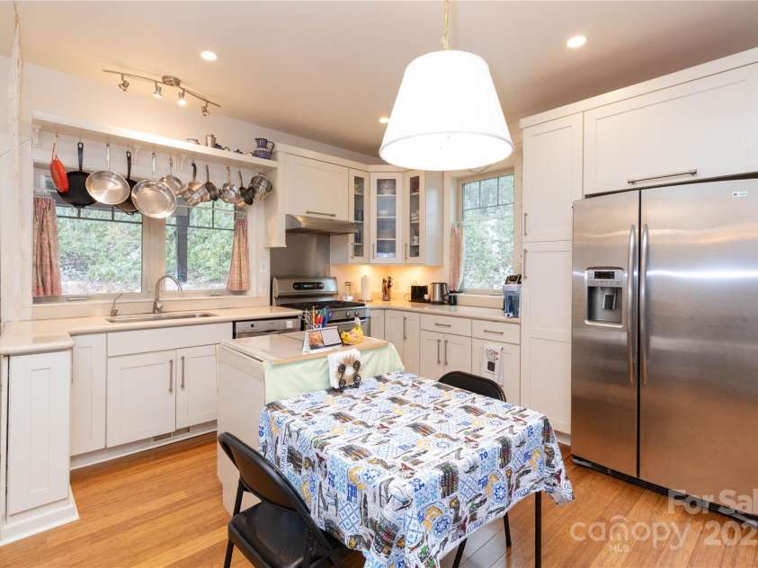 20 Lila Lane, Clyde, NC 28721.  MLS# CAR4231979, YatesRealty ID 5639. Kitchen/Dining Area