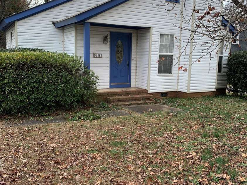 9318 Winter Elm Lane, Charlotte, NC 28227.  MLS# CAR4326916, YatesRealty ID 56394. Front