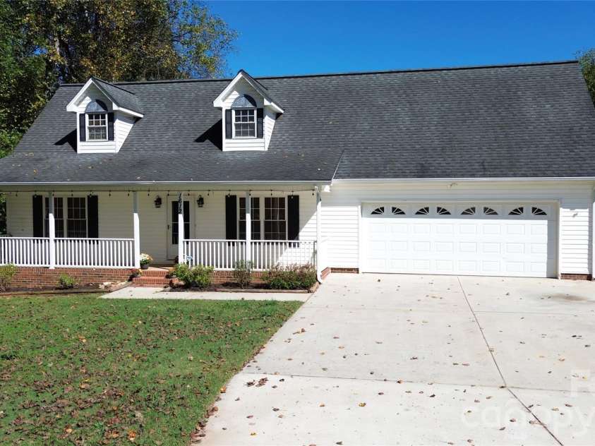 1612 Flag Lane, Vale, NC 28168.  MLS# CAR4434027, YatesRealty ID 56399. 