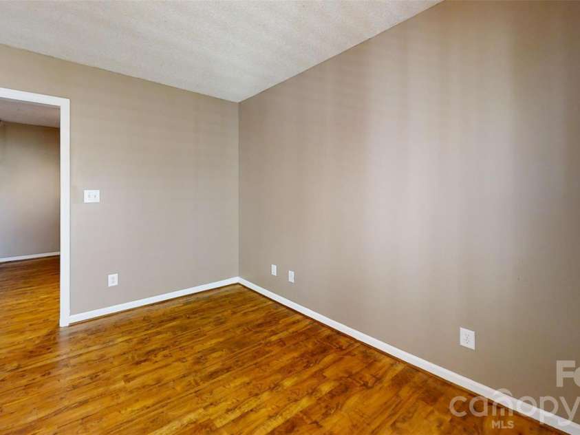 1612 Flag Lane, Vale, NC 28168.  MLS# CAR4434027, YatesRealty ID 56399. 