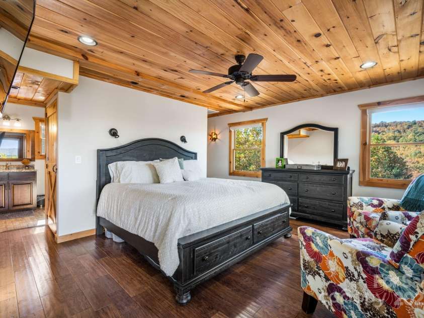 147 Night Sky Drive, Nebo, NC 28761.  MLS# CAR4215782, YatesRealty ID 564. 