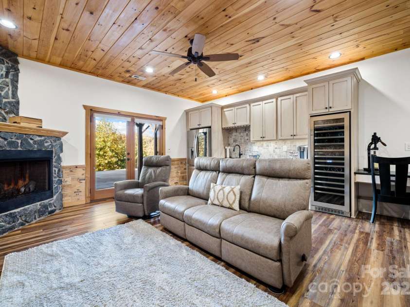 147 Night Sky Drive, Nebo, NC 28761.  MLS# CAR4215782, YatesRealty ID 564. 