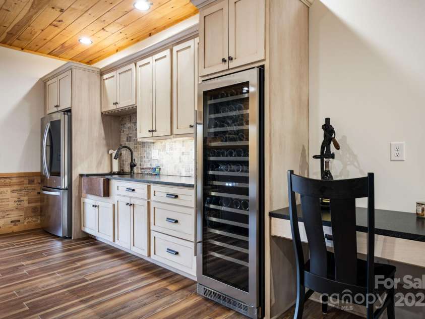 147 Night Sky Drive, Nebo, NC 28761.  MLS# CAR4215782, YatesRealty ID 564. 