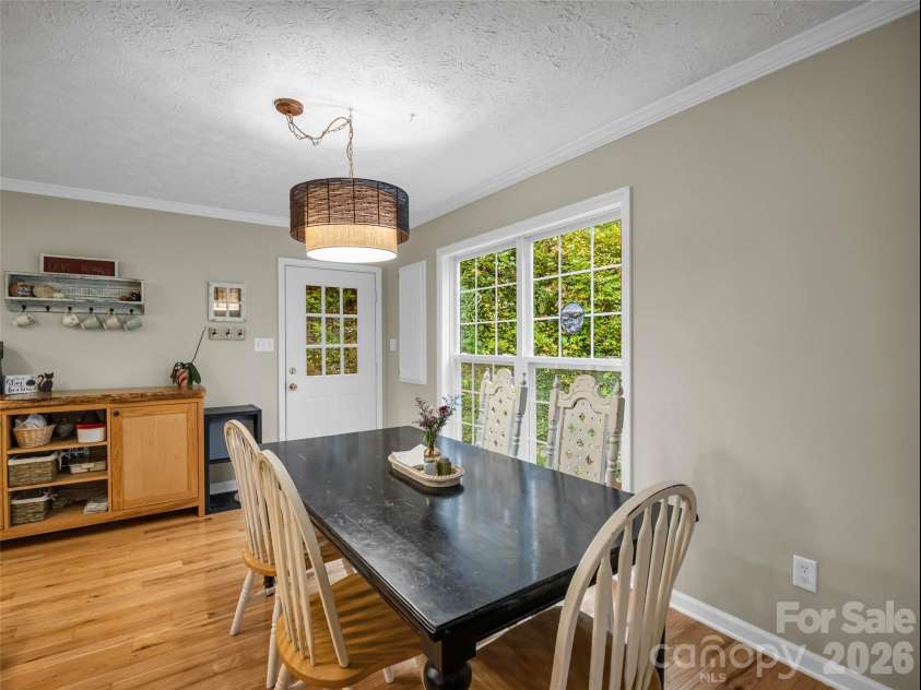 190 Harrison Hill Road, Swannanoa, NC 28778.  MLS# CAR4434173, YatesRealty ID 56401. 