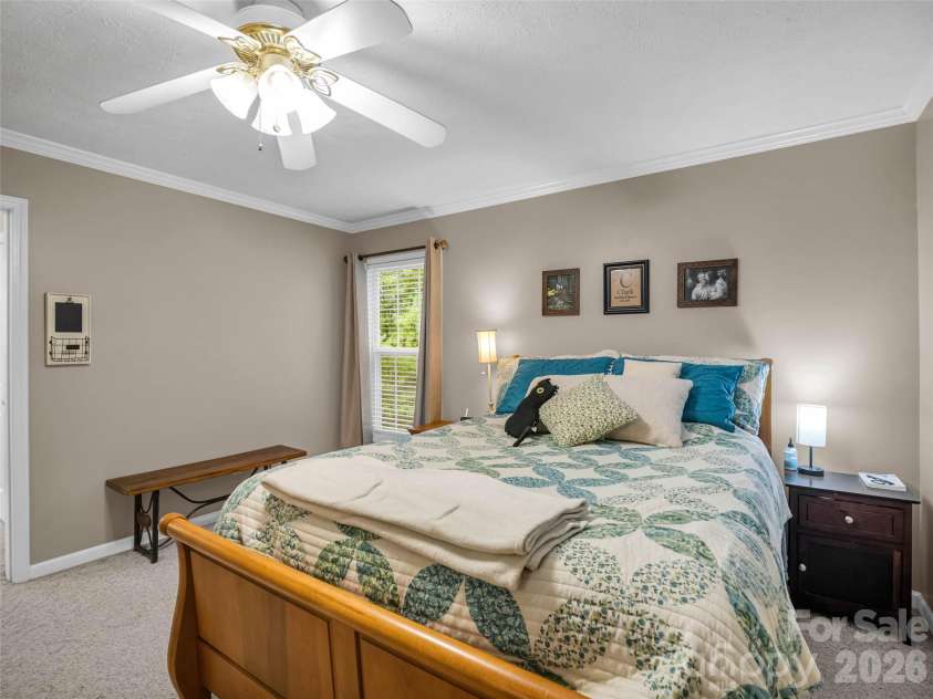 190 Harrison Hill Road, Swannanoa, NC 28778.  MLS# CAR4434173, YatesRealty ID 56401. 