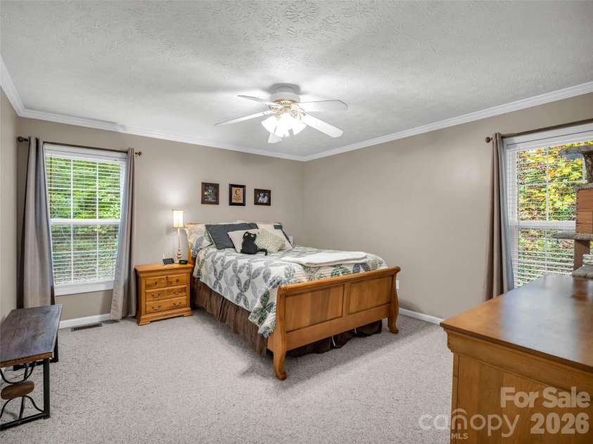 190 Harrison Hill Road, Swannanoa, NC 28778.  MLS# CAR4434173, YatesRealty ID 56401. 