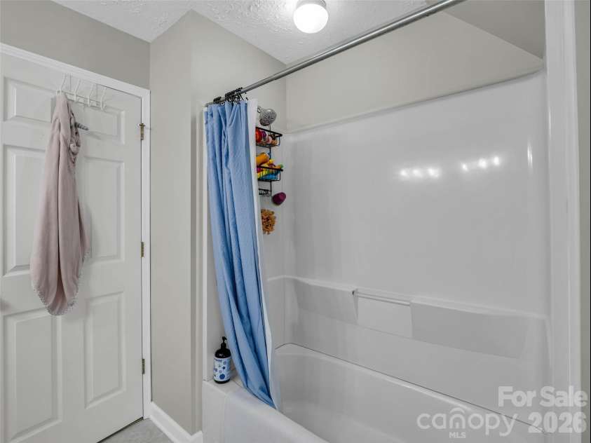 190 Harrison Hill Road, Swannanoa, NC 28778.  MLS# CAR4434173, YatesRealty ID 56401. 