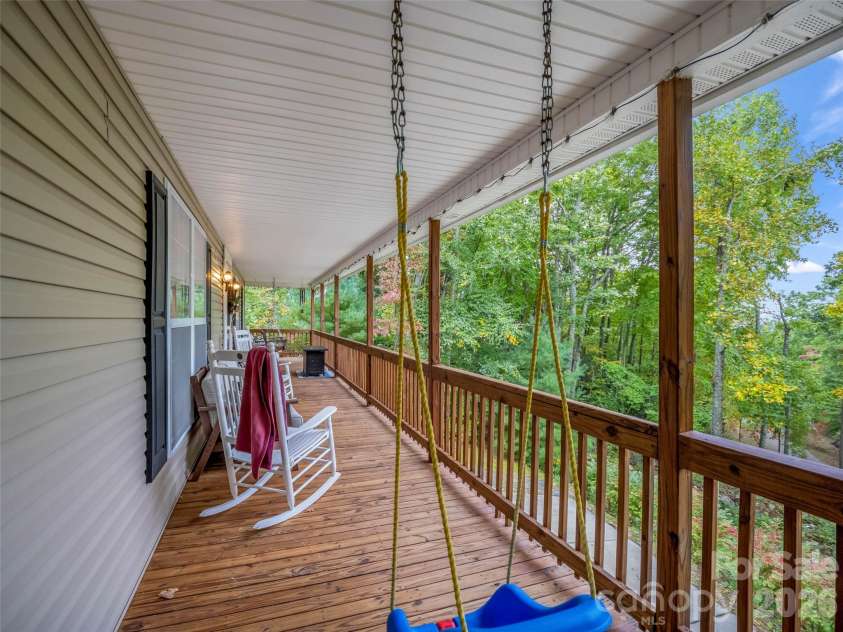 190 Harrison Hill Road, Swannanoa, NC 28778.  MLS# CAR4434173, YatesRealty ID 56401. 