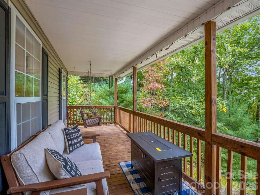 190 Harrison Hill Road, Swannanoa, NC 28778.  MLS# CAR4434173, YatesRealty ID 56401. 