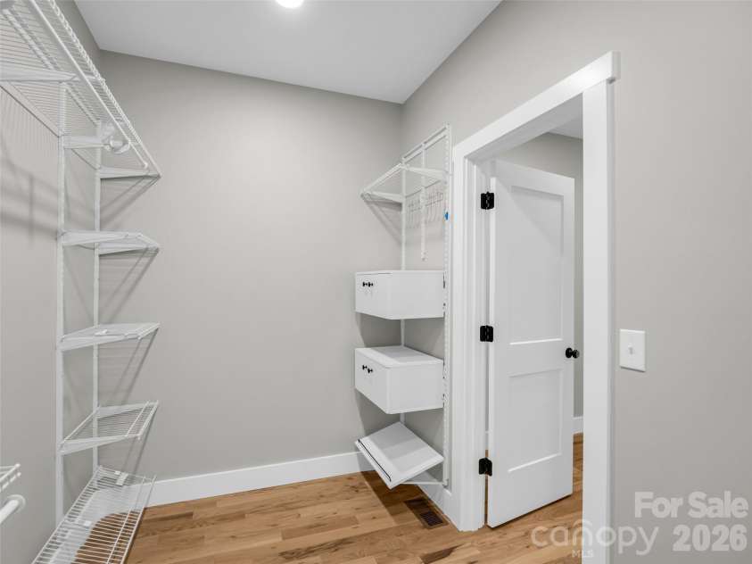 61 Laurel Lane, Black Mountain, NC 28711.  MLS# CAR4431018, YatesRealty ID 56403. 