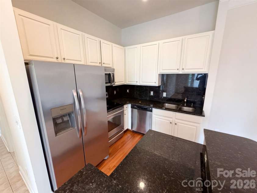 774 Davidson Street, Charlotte, NC 28202.  MLS# CAR4434310, YatesRealty ID 56404. 