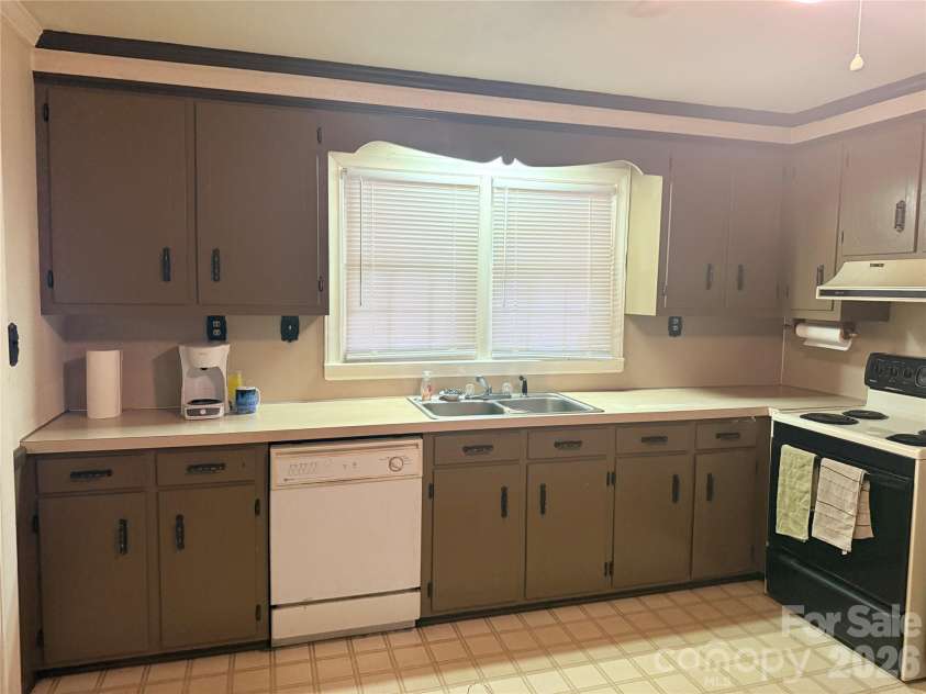1533 S NC 16 Business Hwy Highway, Stanley, NC 28650.  MLS# CAR4433564, YatesRealty ID 56406. 