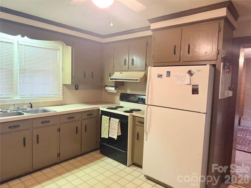 1533 S NC 16 Business Hwy Highway, Stanley, NC 28650.  MLS# CAR4433564, YatesRealty ID 56406. 
