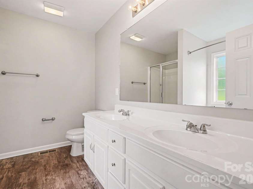 5220 Hildreth Court, Concord, NC 28025.  MLS# CAR4433087, YatesRealty ID 56407. 