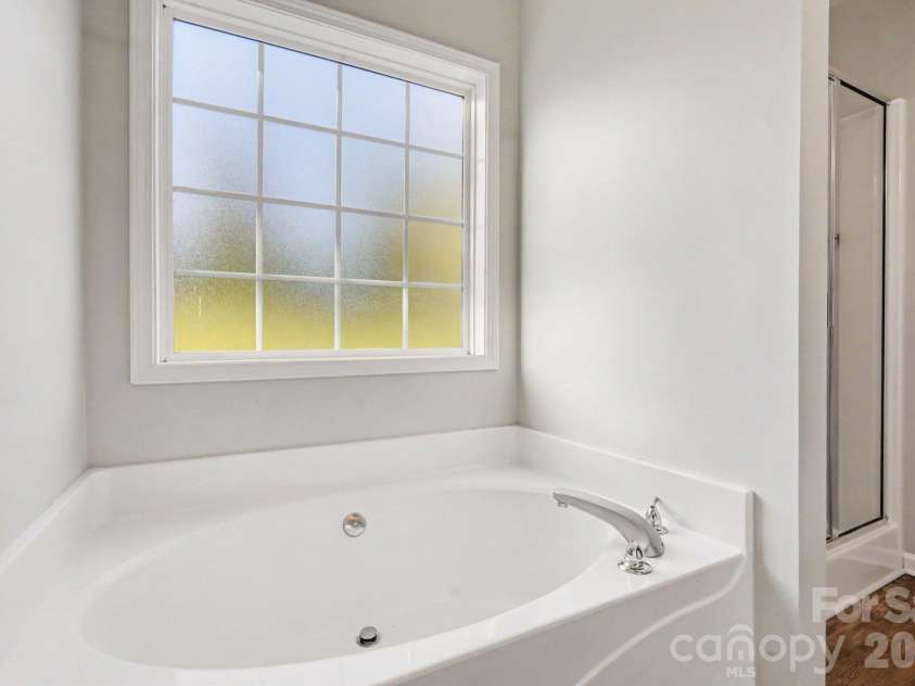 5220 Hildreth Court, Concord, NC 28025.  MLS# CAR4433087, YatesRealty ID 56407. 