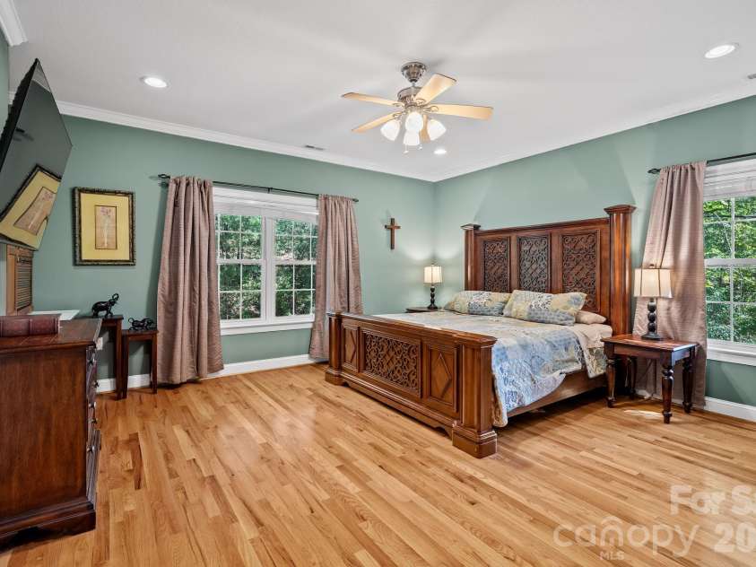 15 Hope Road, Weaverville, NC 28787.  MLS# CAR4430000, YatesRealty ID 56408. 