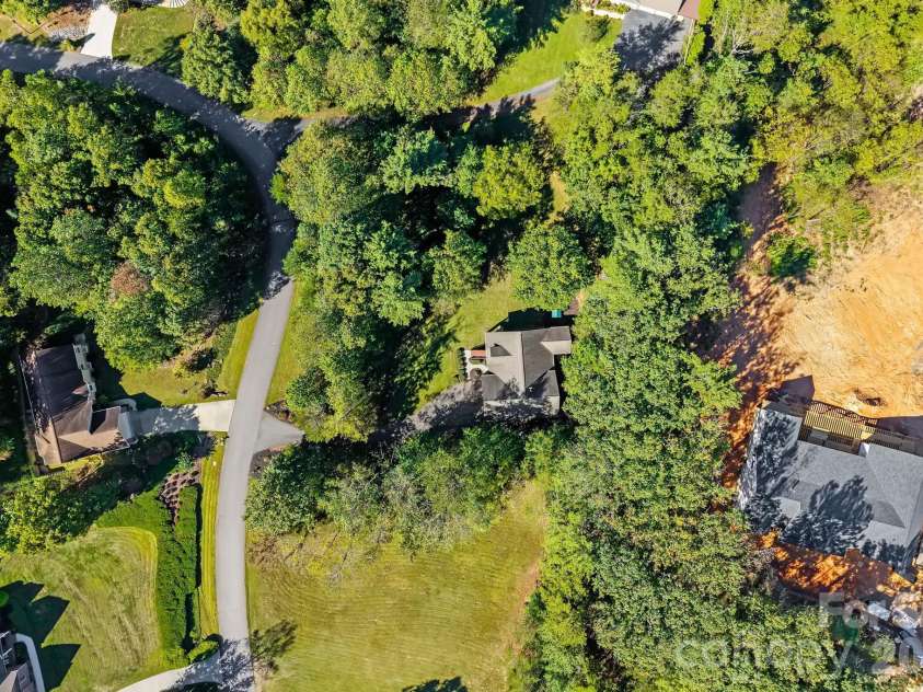 15 Hope Road, Weaverville, NC 28787.  MLS# CAR4430000, YatesRealty ID 56408. 