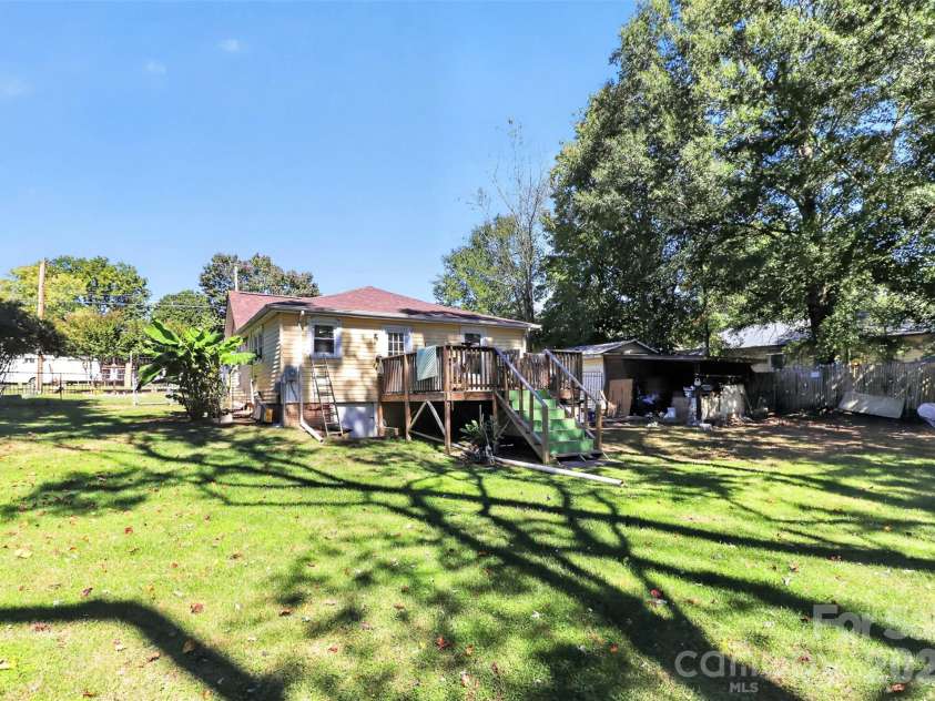 502 23rd Street, Kannapolis, NC 28083.  MLS# CAR4434121, YatesRealty ID 56409. 