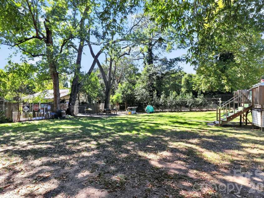 502 23rd Street, Kannapolis, NC 28083.  MLS# CAR4434121, YatesRealty ID 56409. 