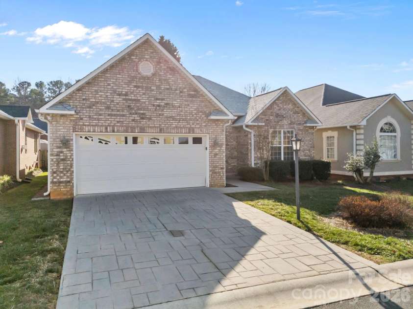 115 Birkdale Drive, Salisbury, NC 28144.  MLS# CAR4334479, YatesRealty ID 5641. 