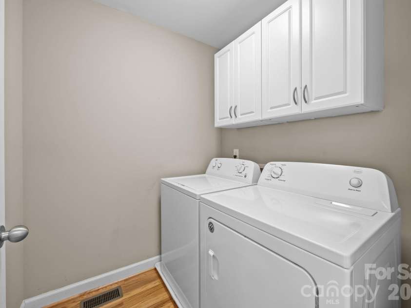 115 Birkdale Drive, Salisbury, NC 28144.  MLS# CAR4334479, YatesRealty ID 5641. 