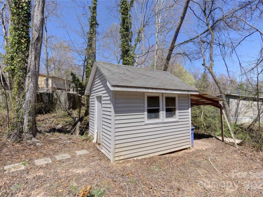 13 Woodscape Drive, Mills River, NC 29323.  MLS# CAR4239236, YatesRealty ID 5641. 