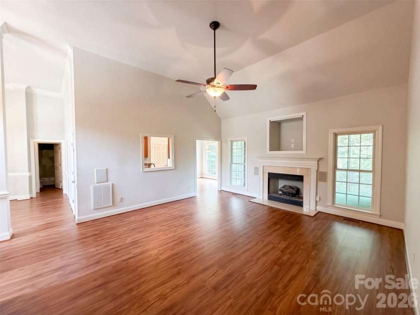 5102 Summerell Avenue, Gastonia, NC 28056.  MLS# CAR4434333, YatesRealty ID 56410. 