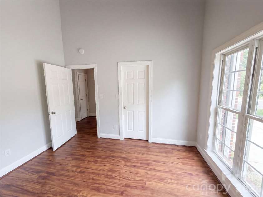 5102 Summerell Avenue, Gastonia, NC 28056.  MLS# CAR4434333, YatesRealty ID 56410. 