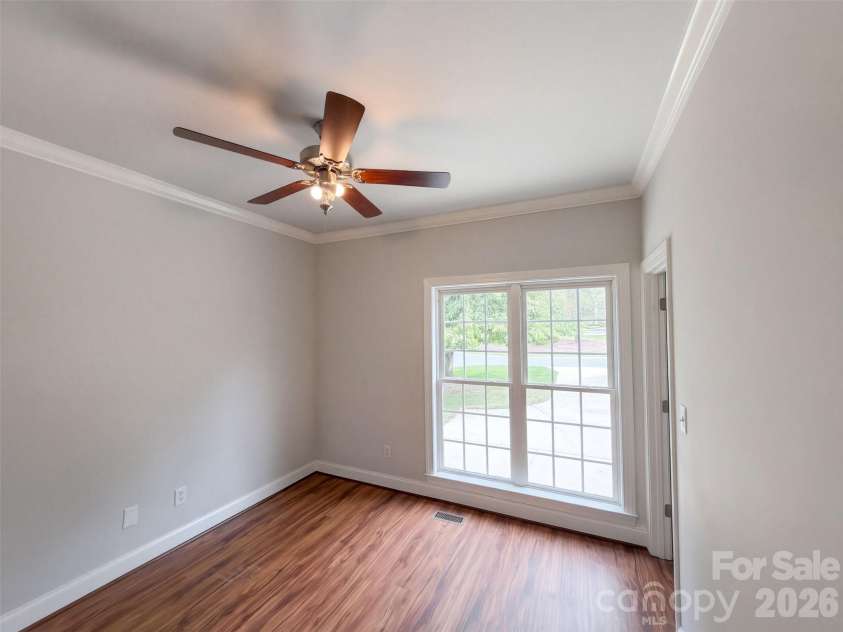 5102 Summerell Avenue, Gastonia, NC 28056.  MLS# CAR4434333, YatesRealty ID 56410. 